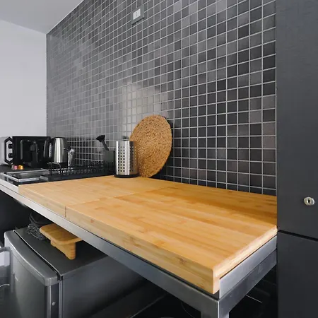 Apartment Scaldasole Loft Design 15 Min Dal Duomo Milan